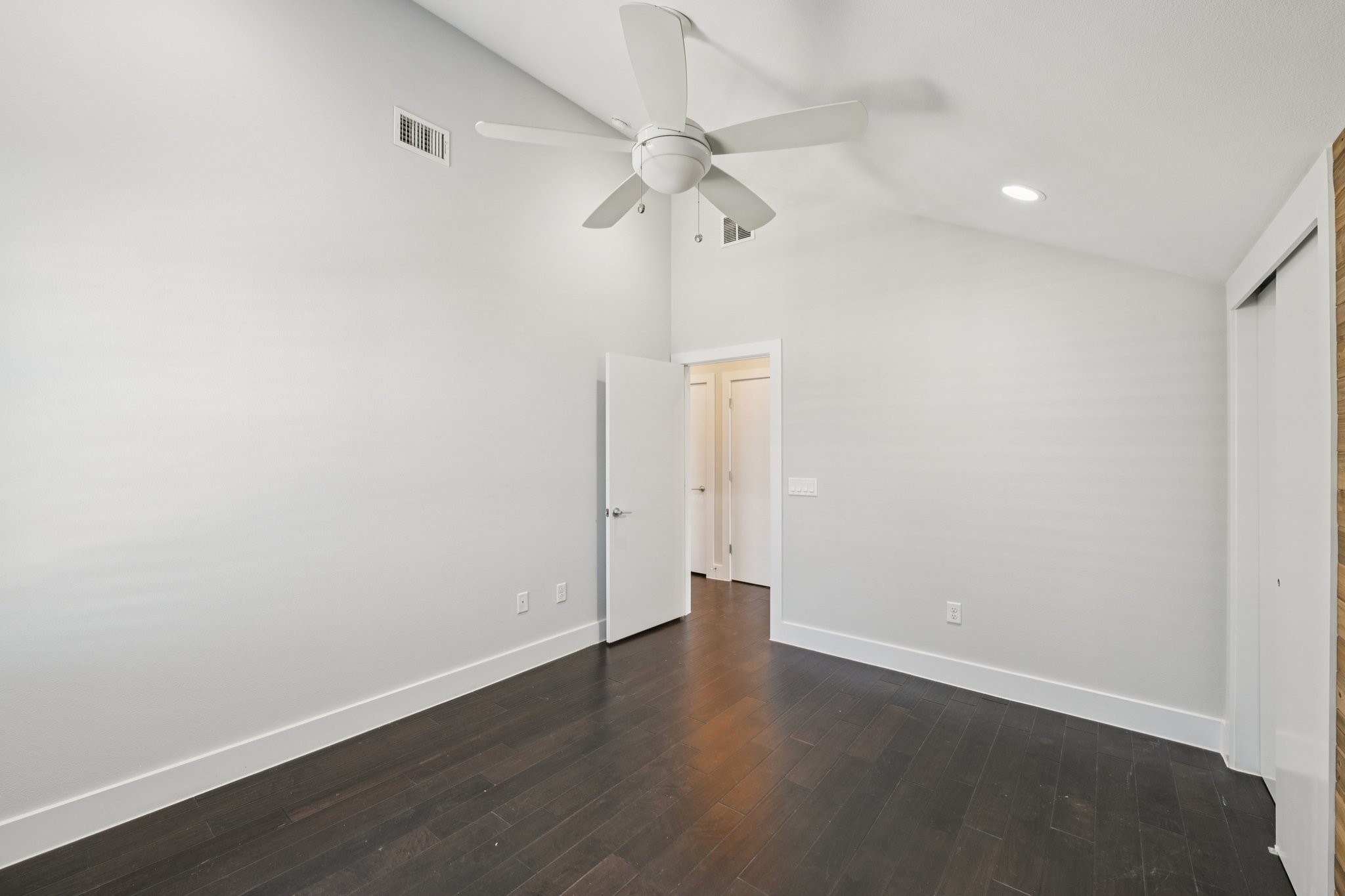 656 Bishop Heights Lane Dallas TX 75208