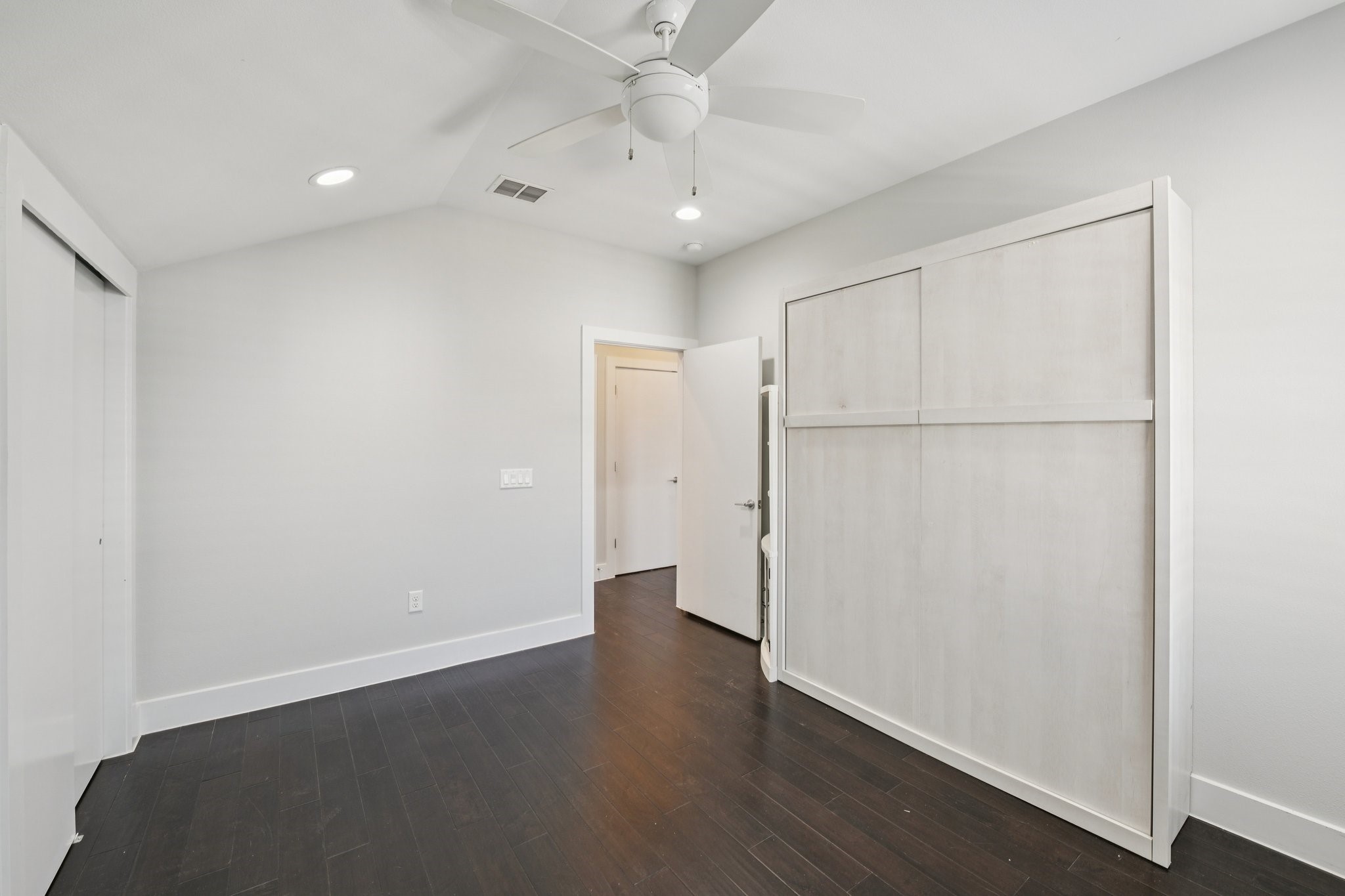 656 Bishop Heights Lane Dallas TX 75208