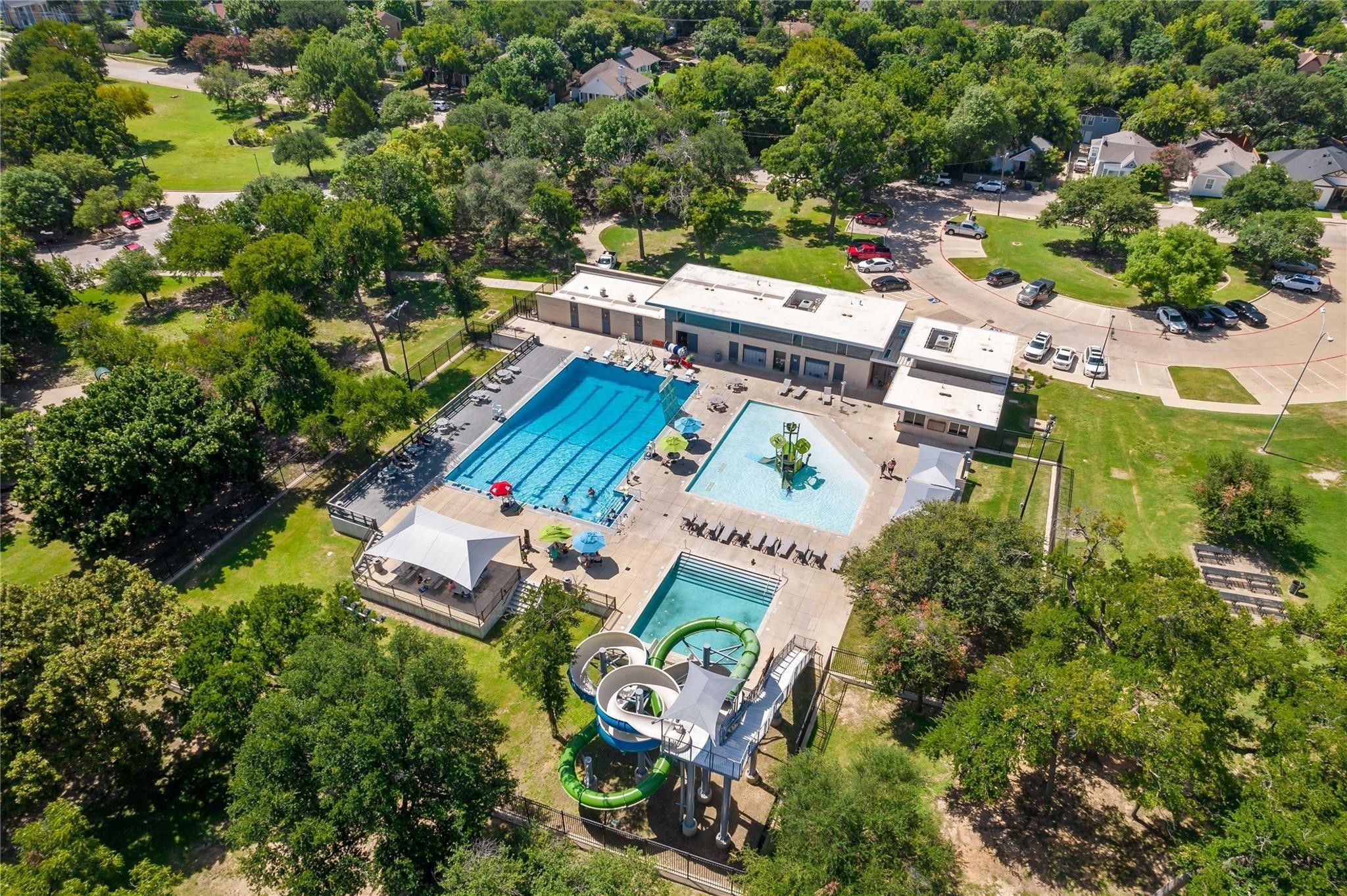 656 Bishop Heights Lane Dallas TX 75208