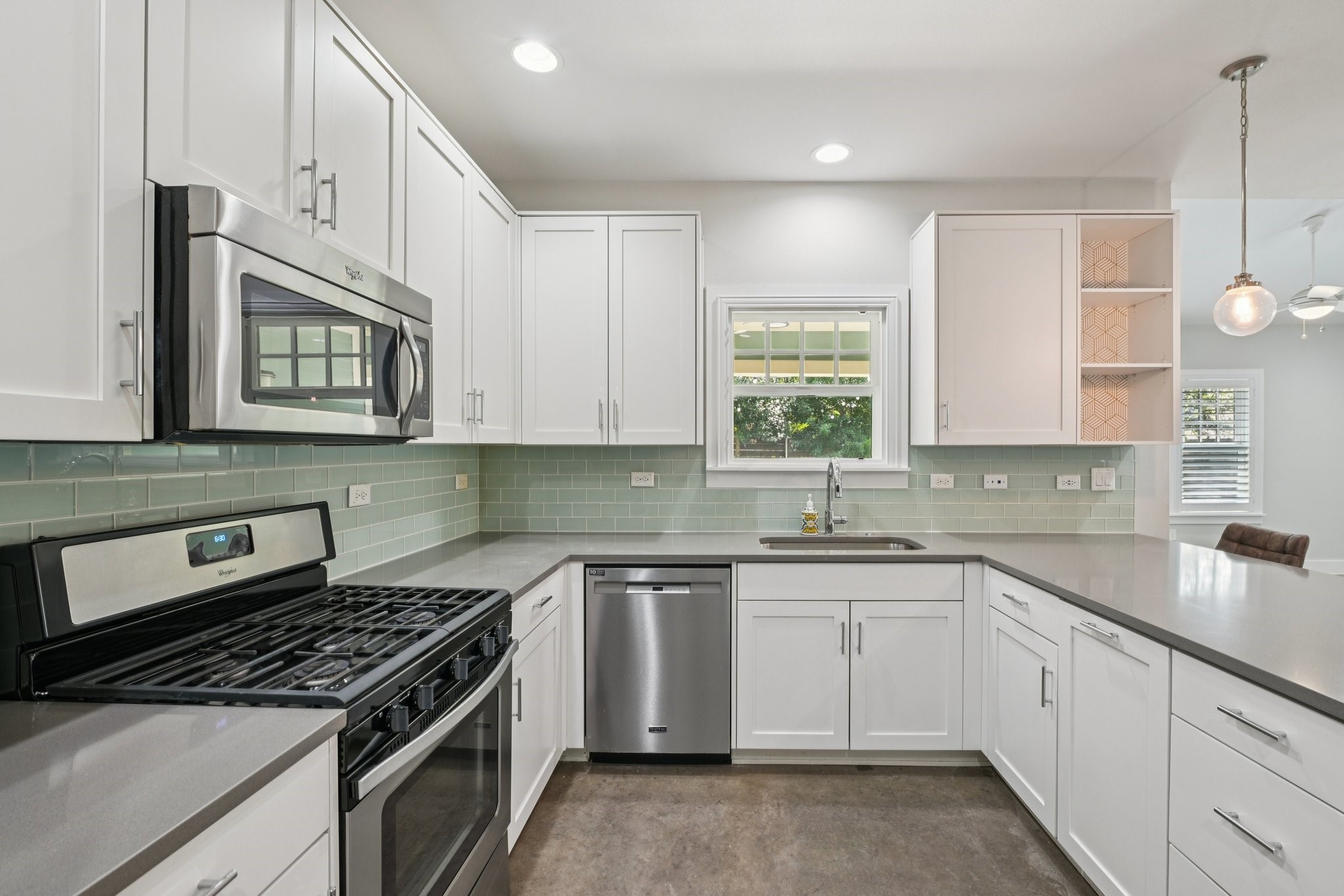 656 Bishop Heights Lane Dallas TX 75208