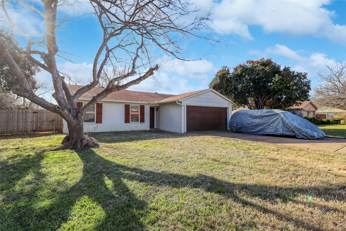 7349 Woodbridge Drive Forest Hill TX 76140