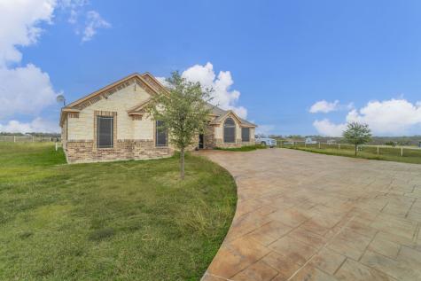 1019 Gin Road Ennis TX 75119