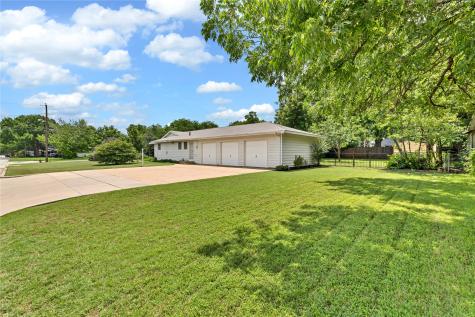 3041 Field Street Haltom City TX 76117