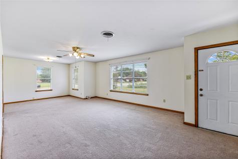 3041 Field Street Haltom City TX 76117