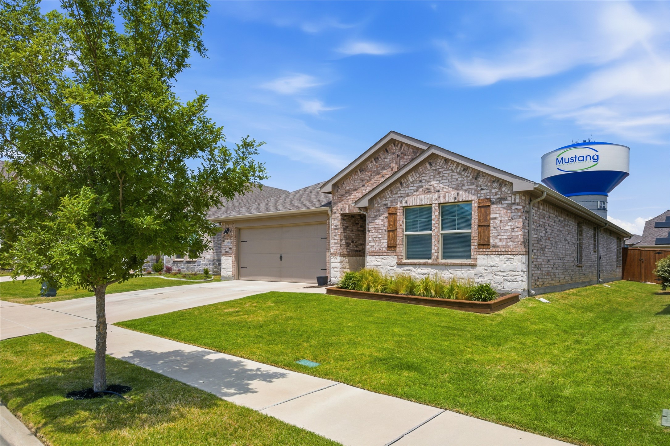 1501 Pleasant Knoll Trail Aubrey TX 76227