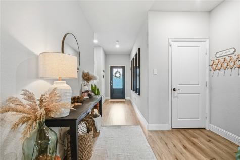 1501 Pleasant Knoll Trail Aubrey TX 76227