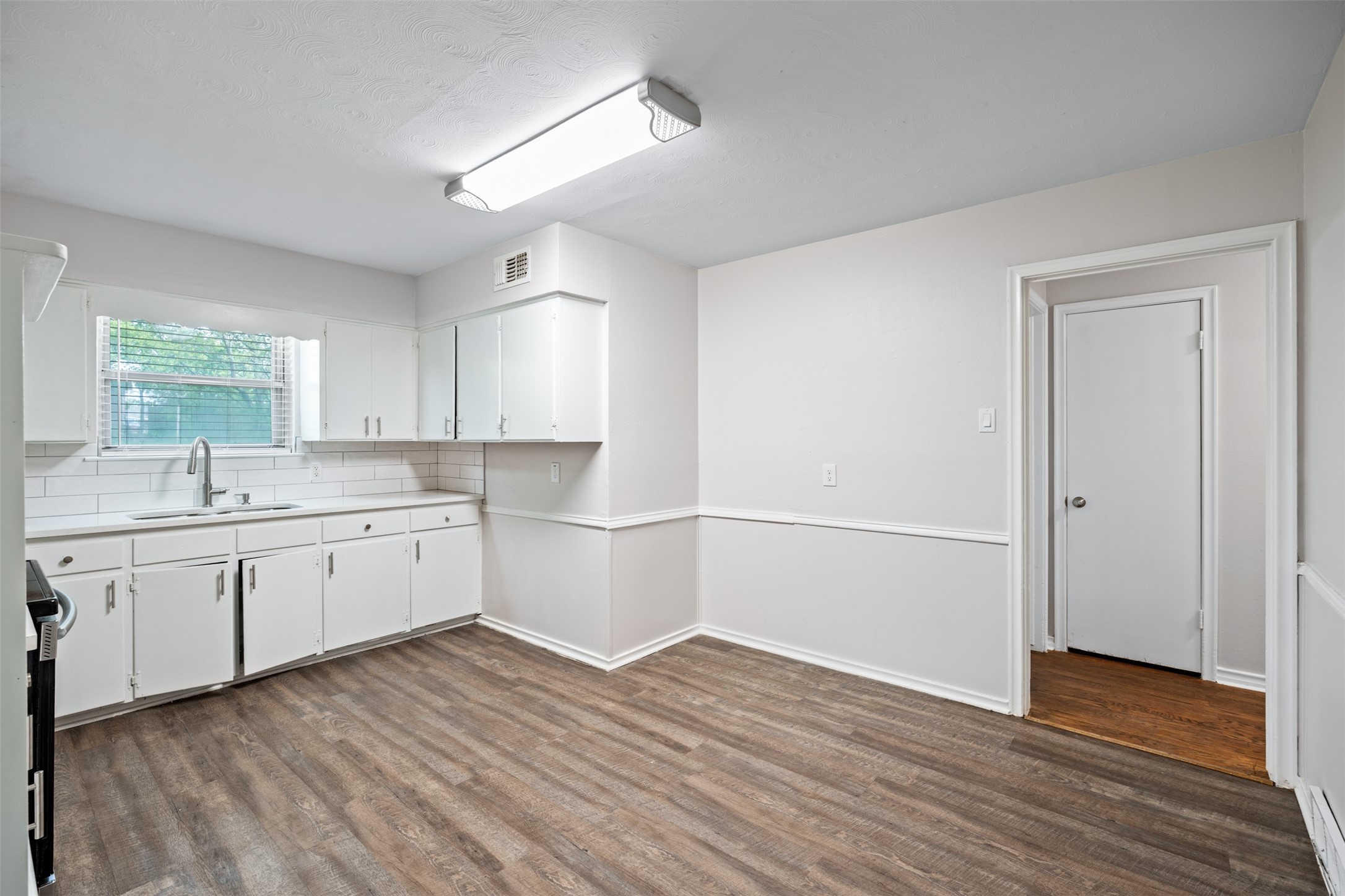 1115 Indian Creek Trail Dallas TX 75241
