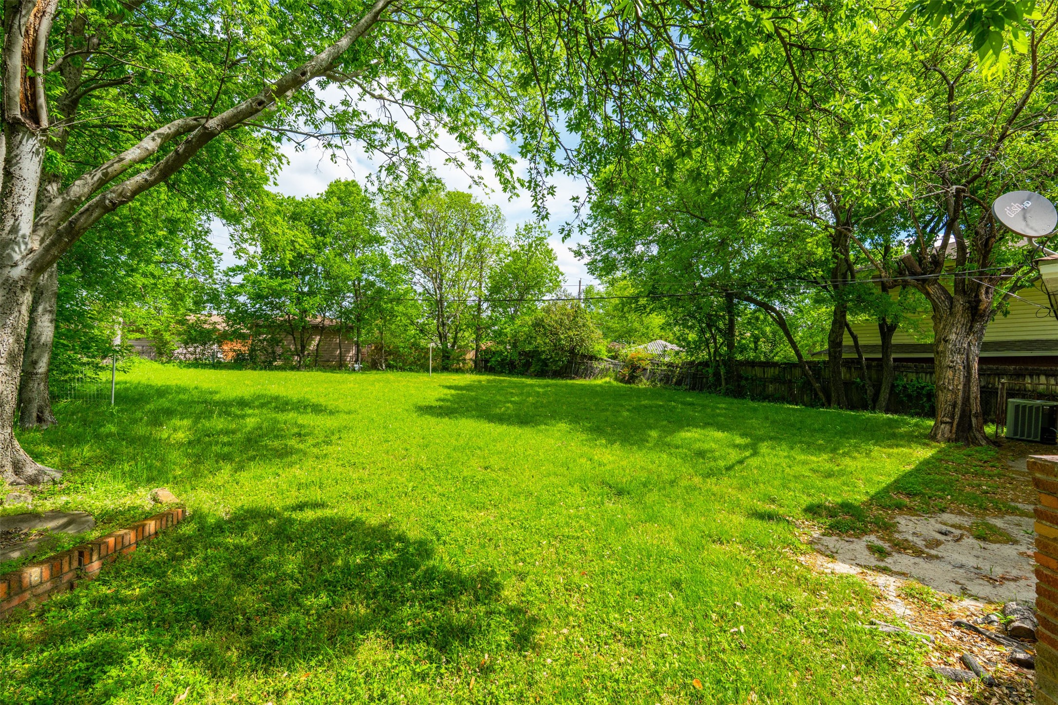1115 Indian Creek Trail Dallas TX 75241