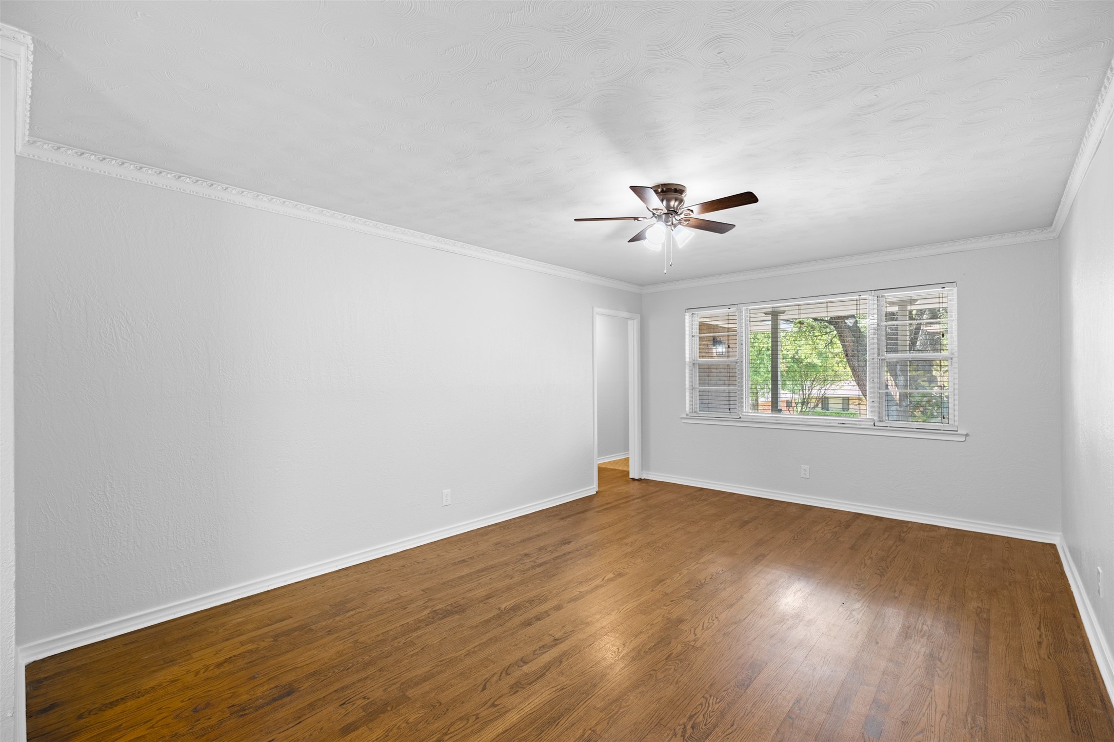 1115 Indian Creek Trail Dallas TX 75241