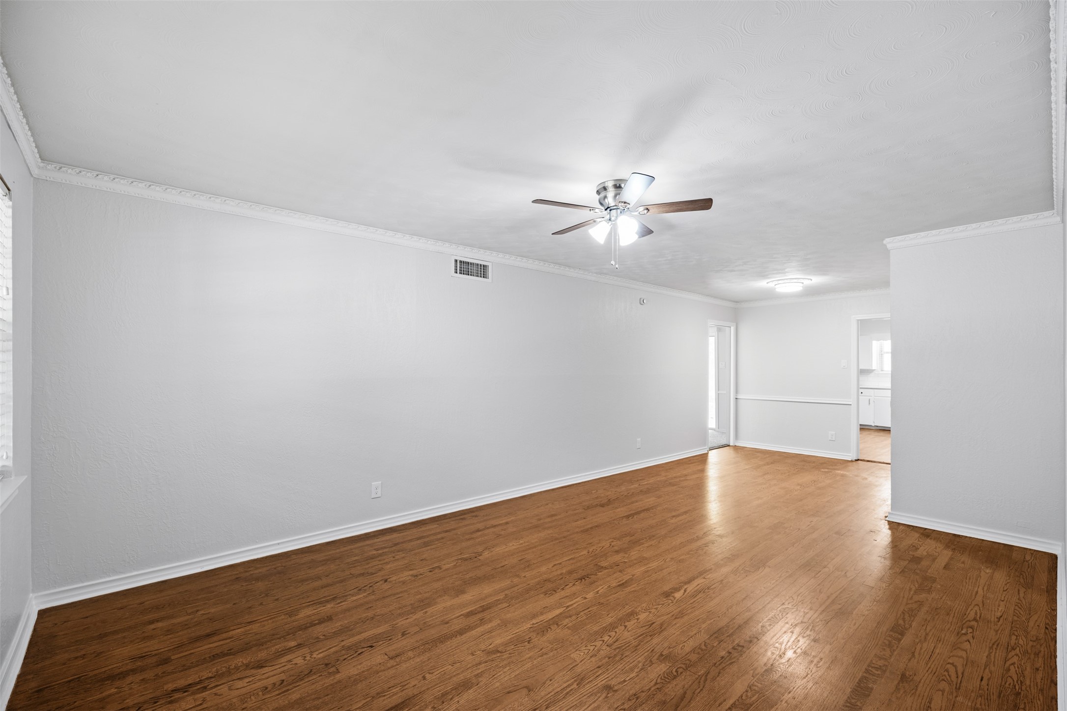 1115 Indian Creek Trail Dallas TX 75241