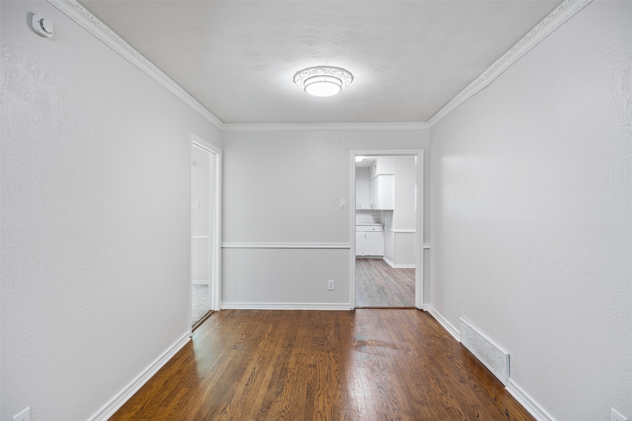 1115 Indian Creek Trail Dallas TX 75241