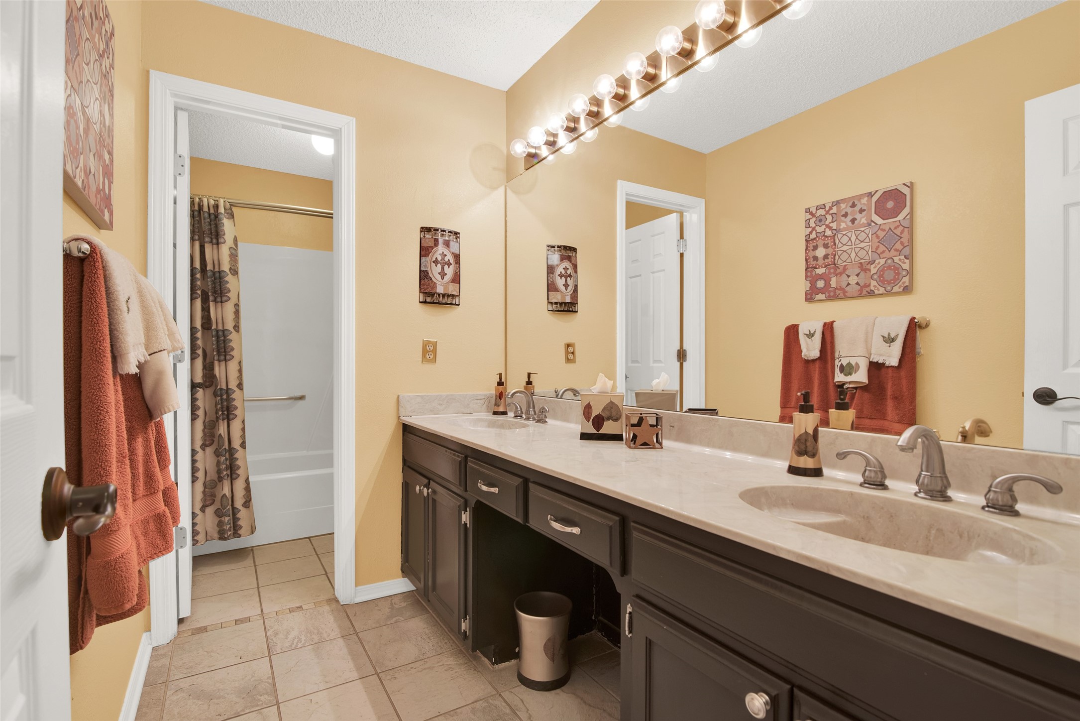 2603 Brookhaven Drive Denison TX 75020