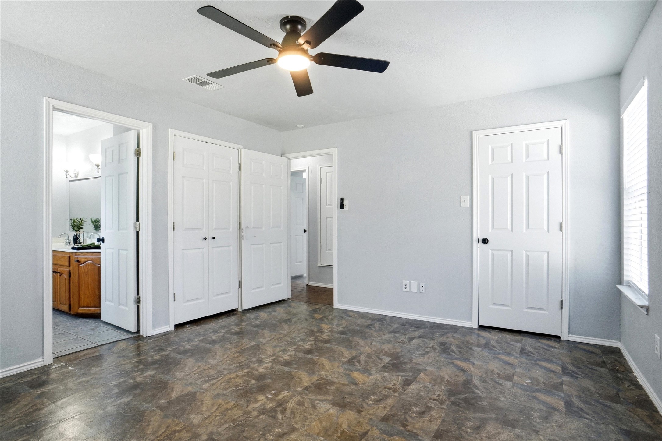 7150 Allyn Drive Azle TX 76020