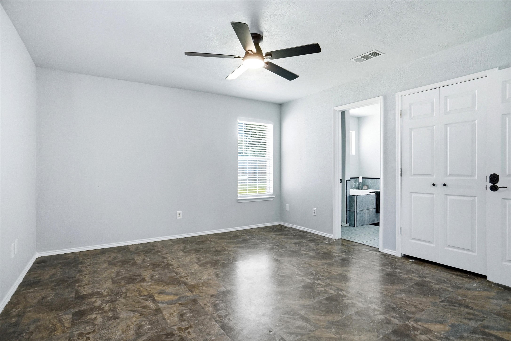 7150 Allyn Drive Azle TX 76020