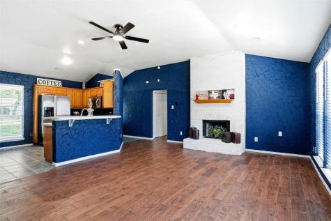 7150 Allyn Drive Azle TX 76020