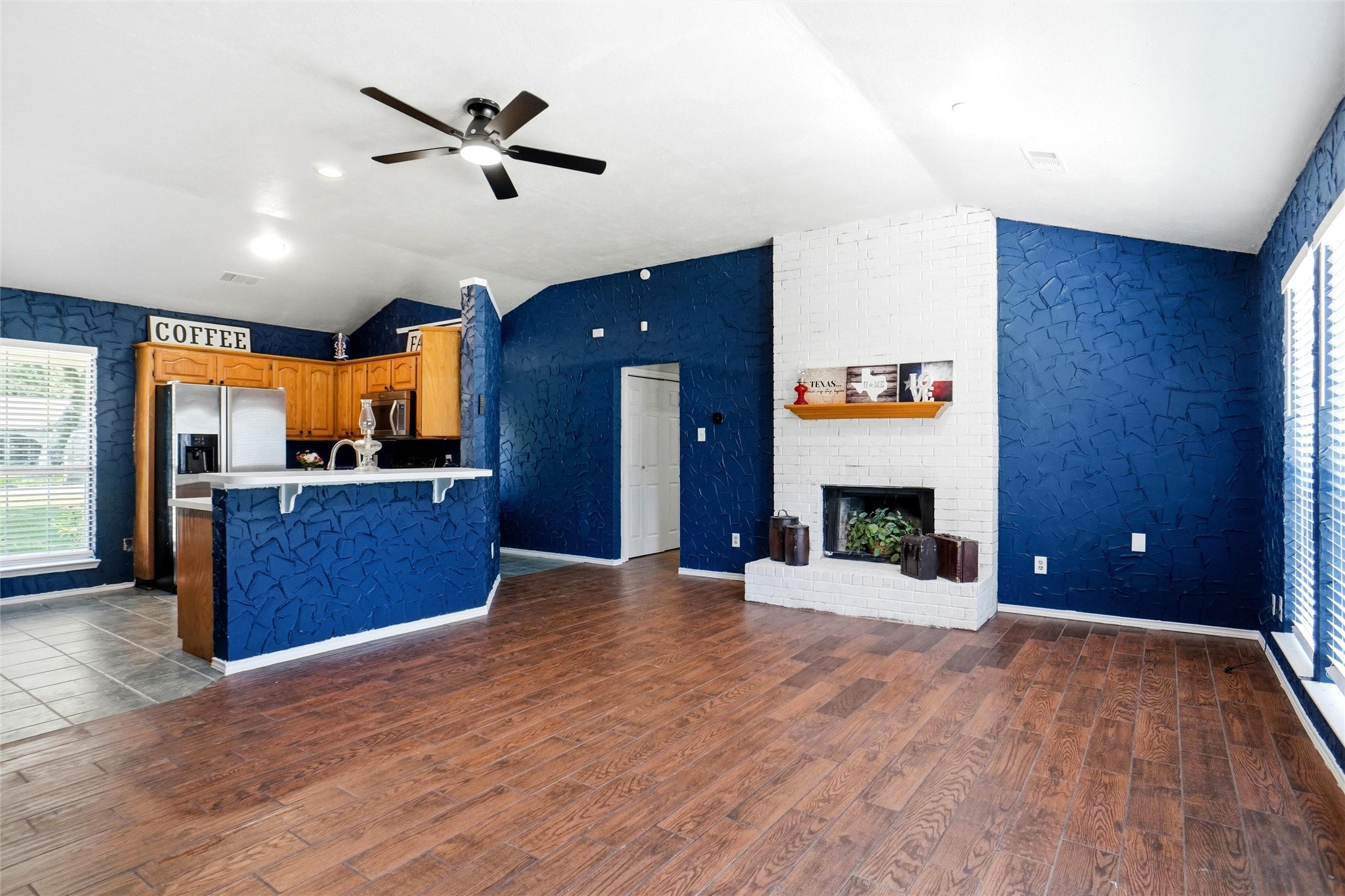 7150 Allyn Drive Azle TX 76020