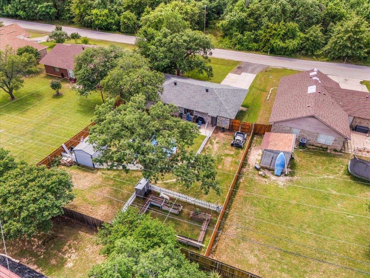 105 Rhoades Street Azle TX 76020