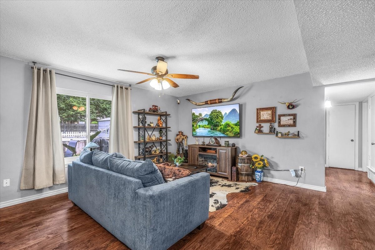 105 Rhoades Street Azle TX 76020