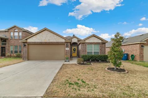 1112 Cheyenne Drive Aubrey TX 76227