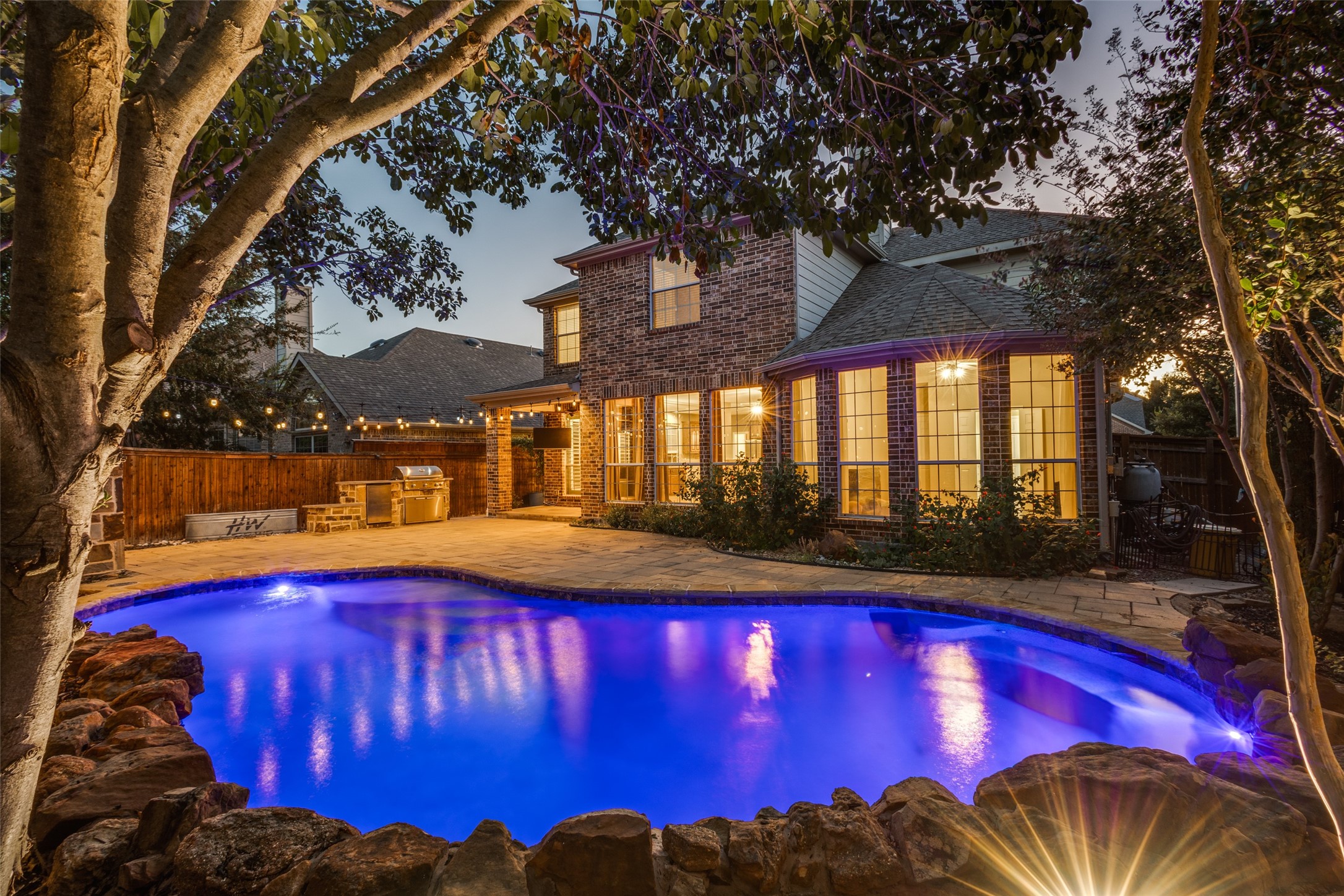 1337 Burnett Drive Lantana TX 76226