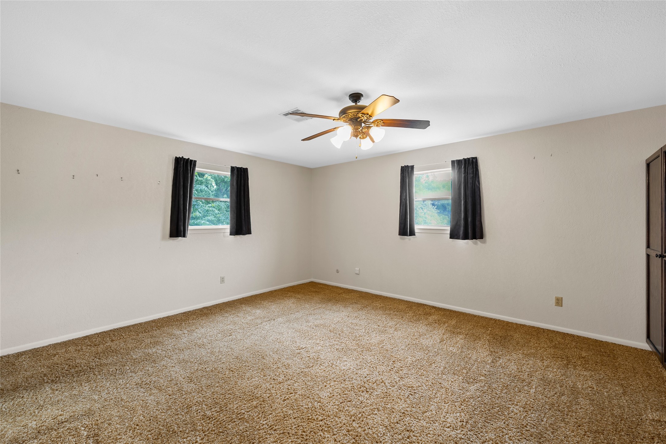 713 Wooded Crest Woodway TX 76712