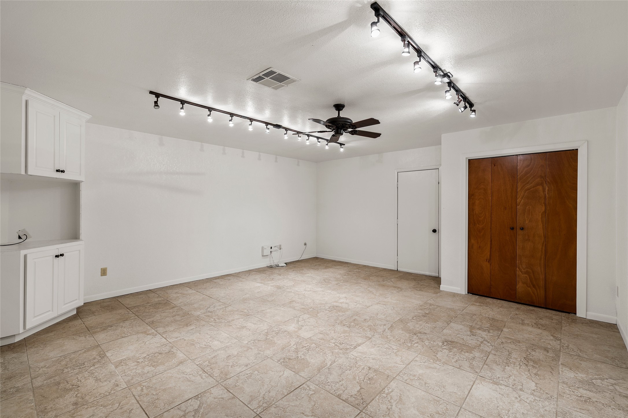 713 Wooded Crest Woodway TX 76712