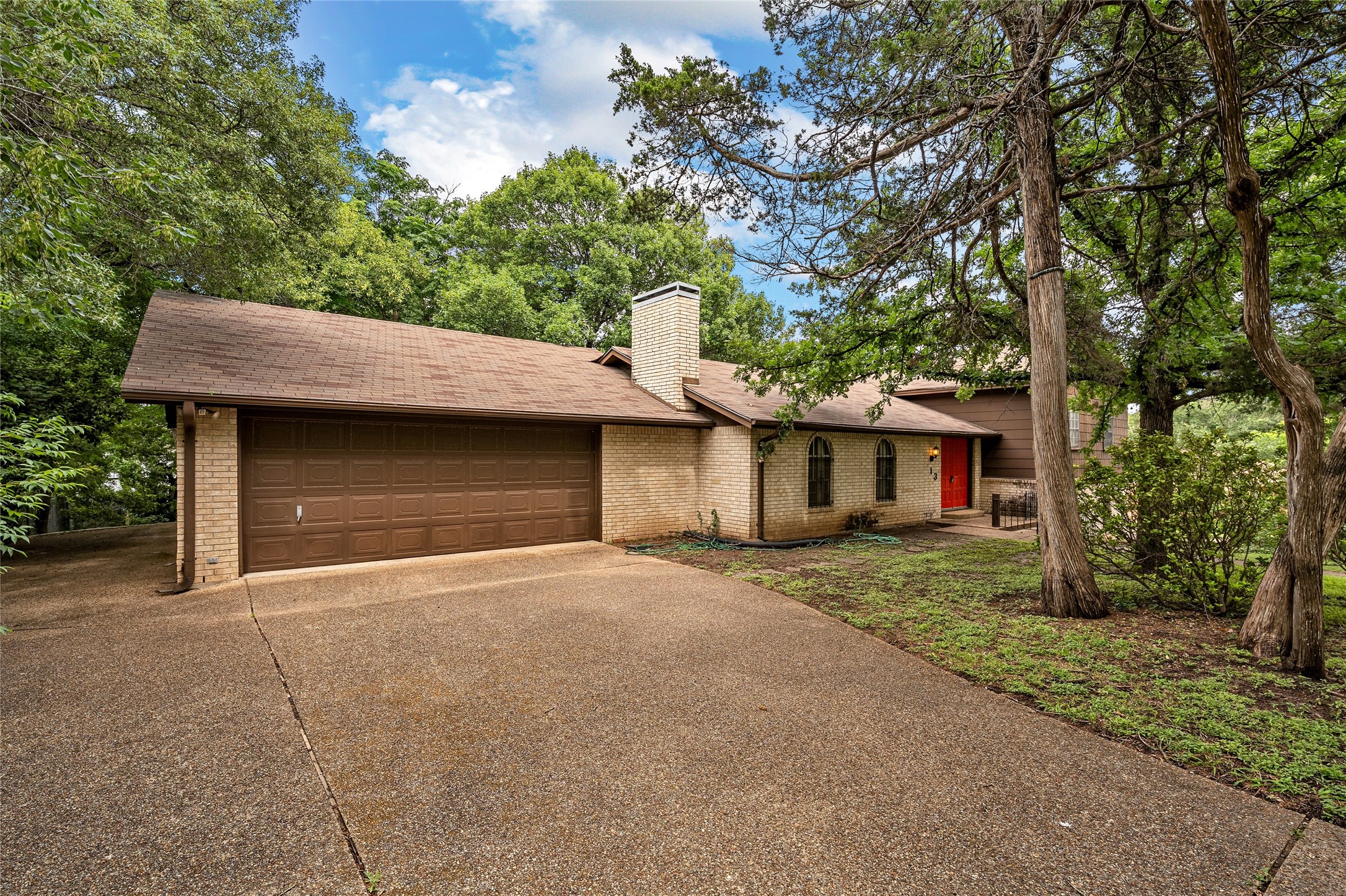713 Wooded Crest Woodway TX 76712