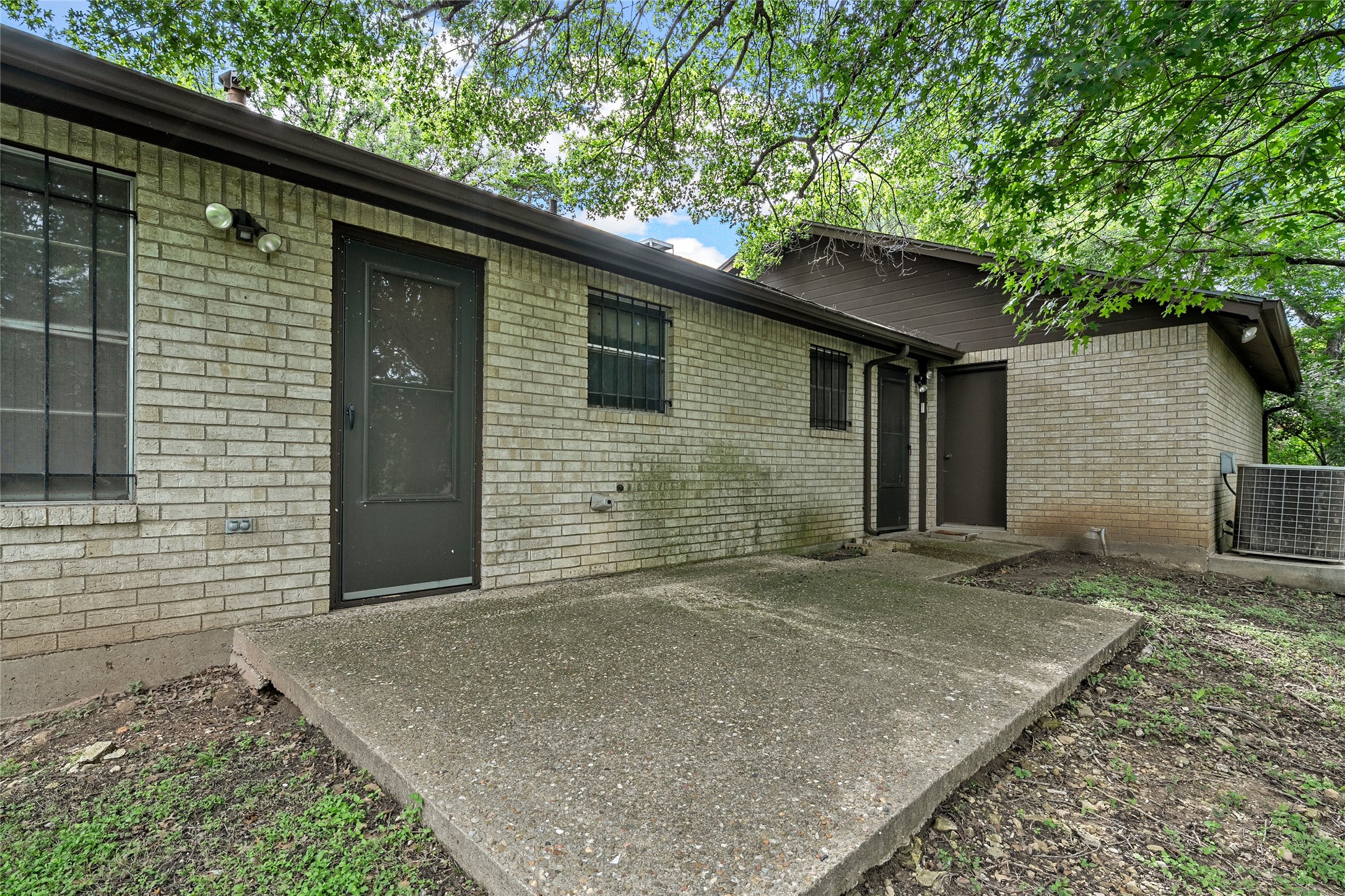 713 Wooded Crest Woodway TX 76712