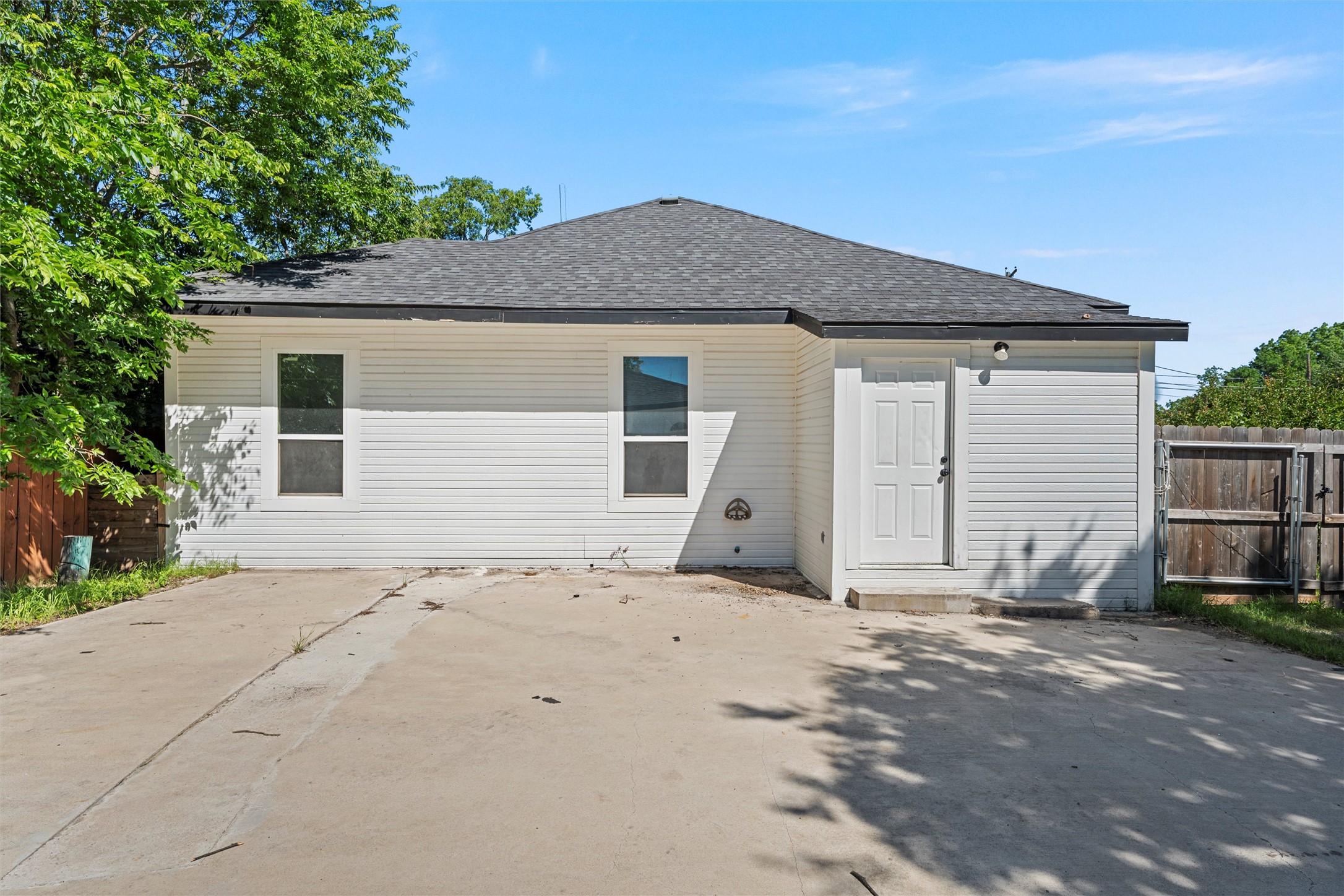 2212 Clay Avenue Waco TX 76706