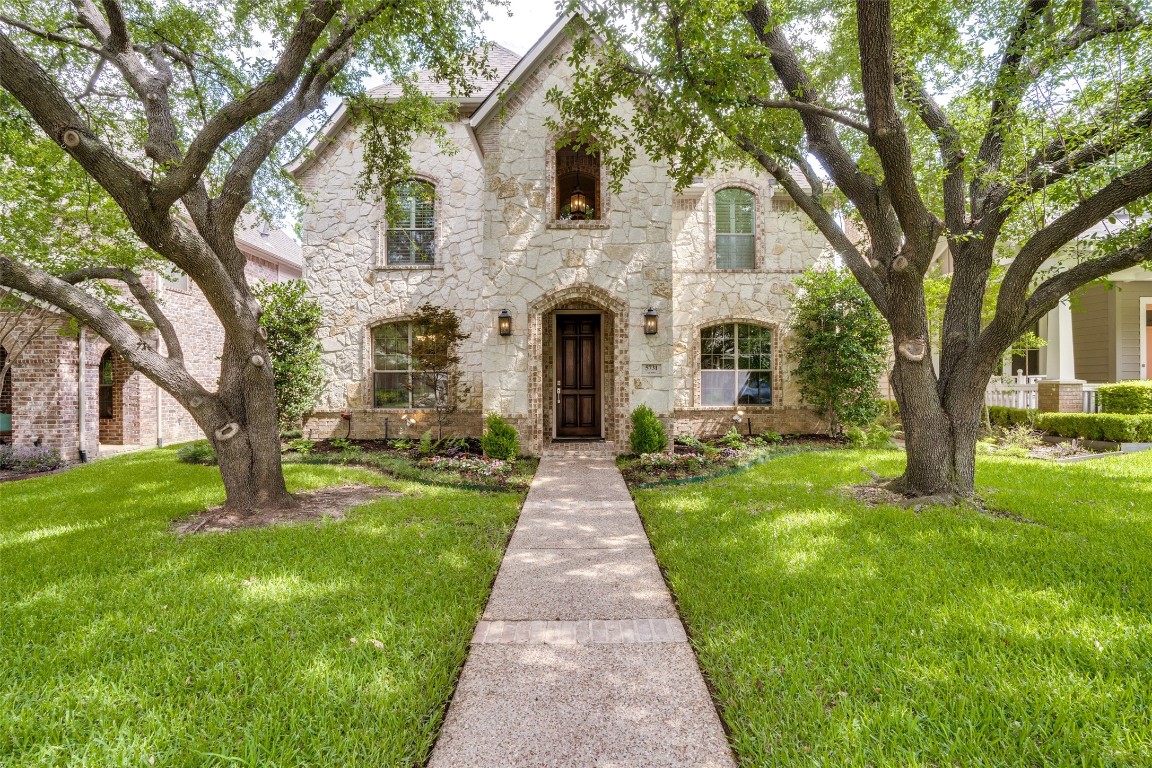 5731 Llano Avenue Dallas TX 75206
