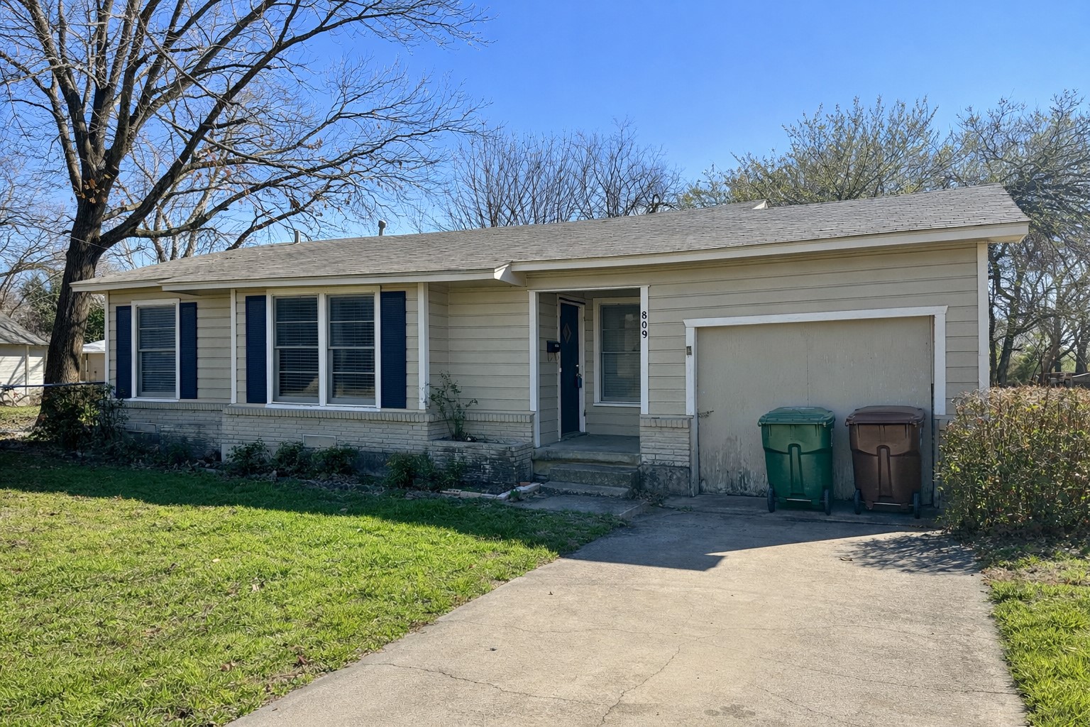 809 Crescent Street Denton TX 76201