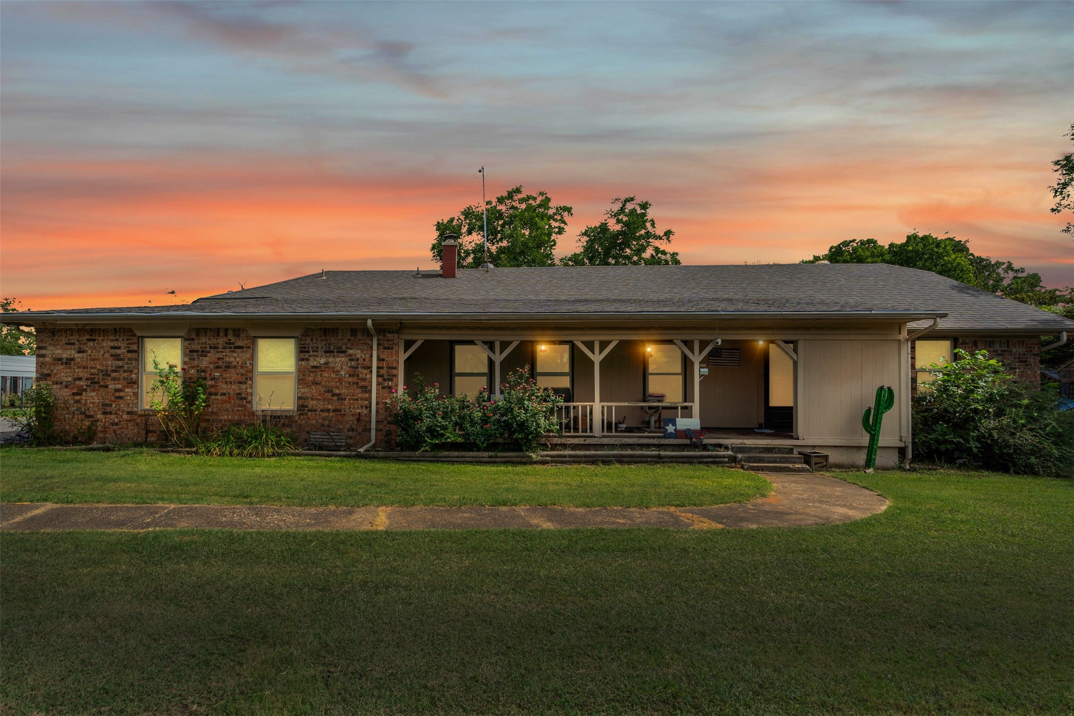 2200 County Road 425c Cleburne TX 76031