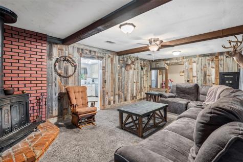 2200 County Road 425c Cleburne TX 76031