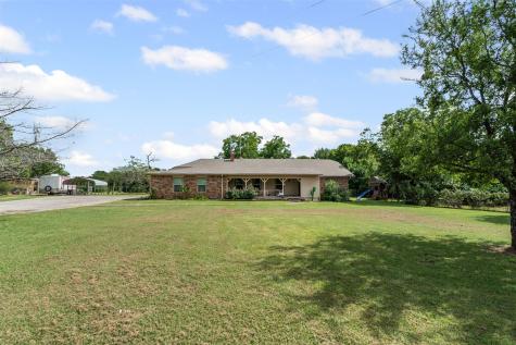 2200 County Road 425c Cleburne TX 76031