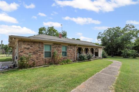 2200 County Road 425c Cleburne TX 76031