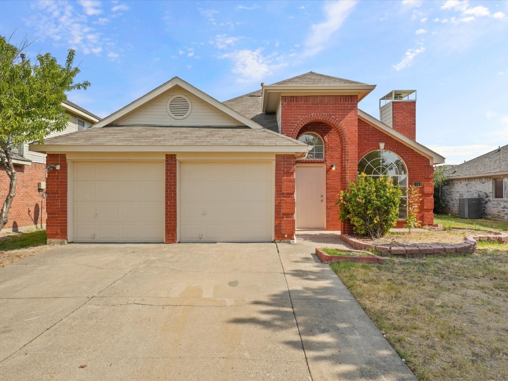 1143 Lakeway Drive Irving TX 75060