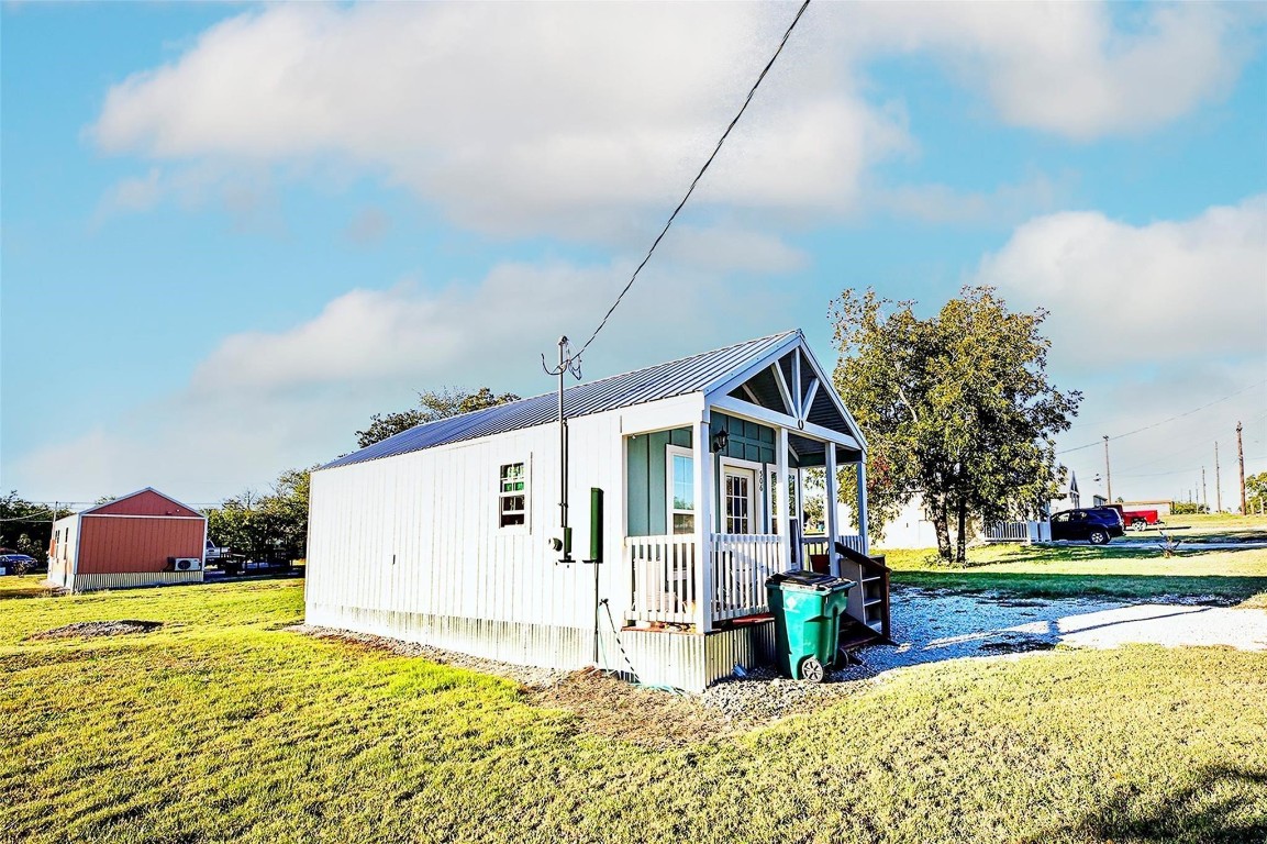 504 Green Street Bowie TX 76230