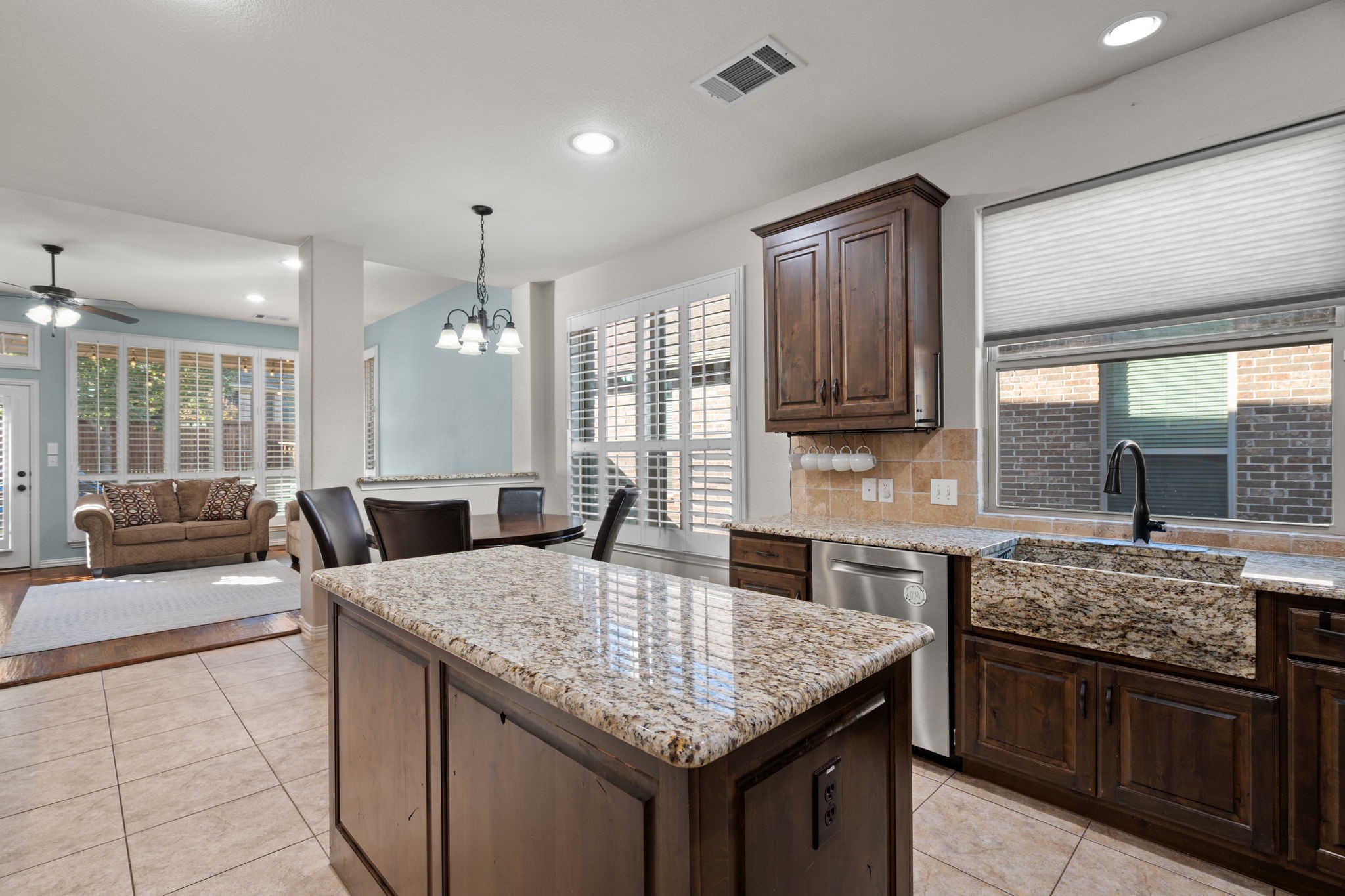 8221 Bayberry Avenue Lantana TX 76226