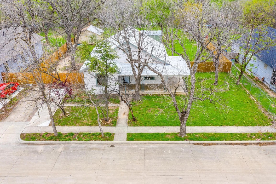 709 Court Street Fort Worth TX 76105