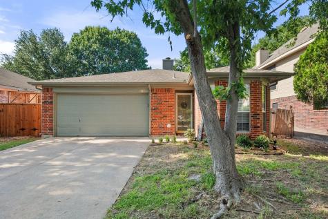937 Ashmount Lane Arlington TX 76017
