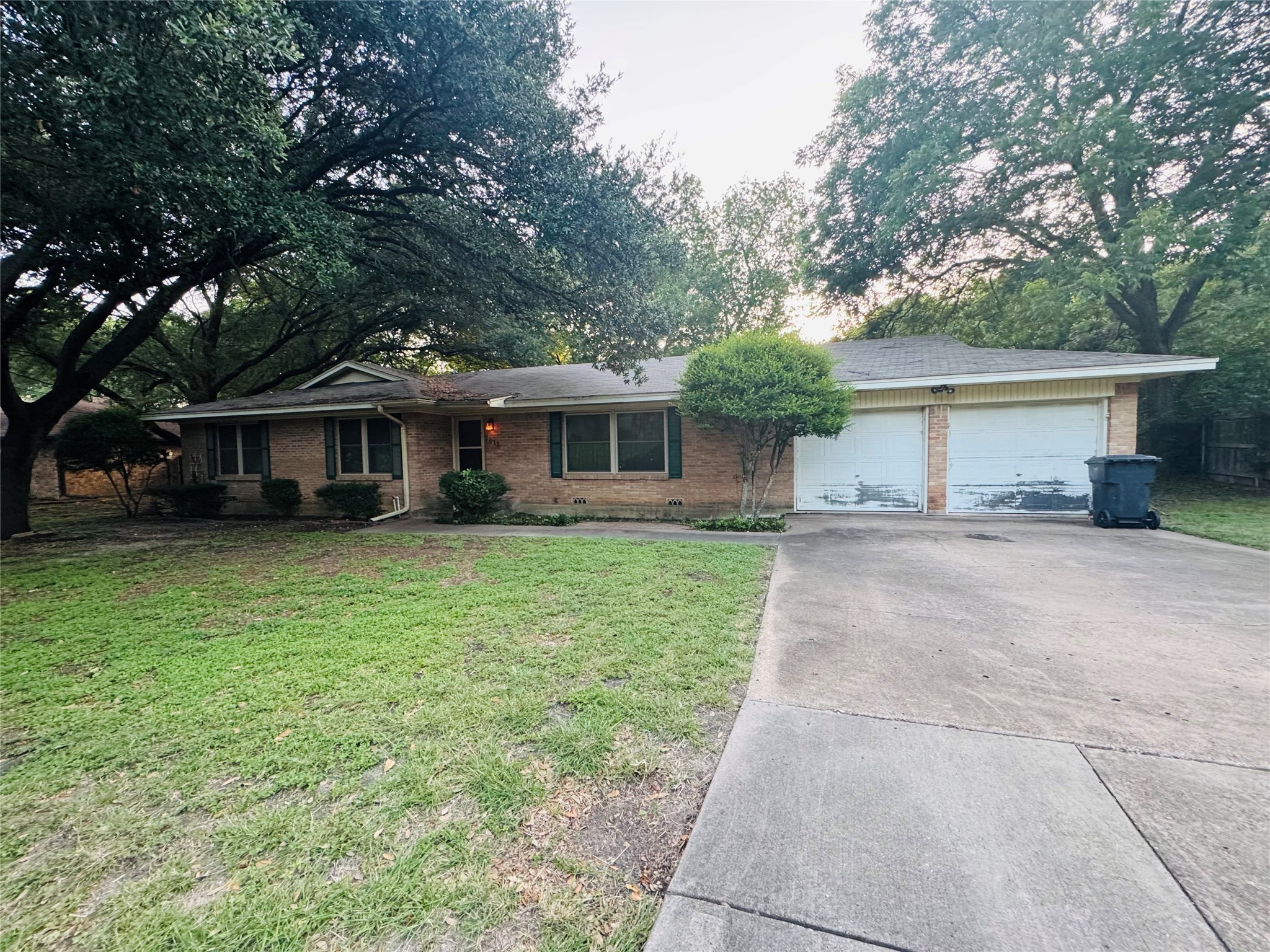 2412 Oak Cliff Drive Waco TX 76710