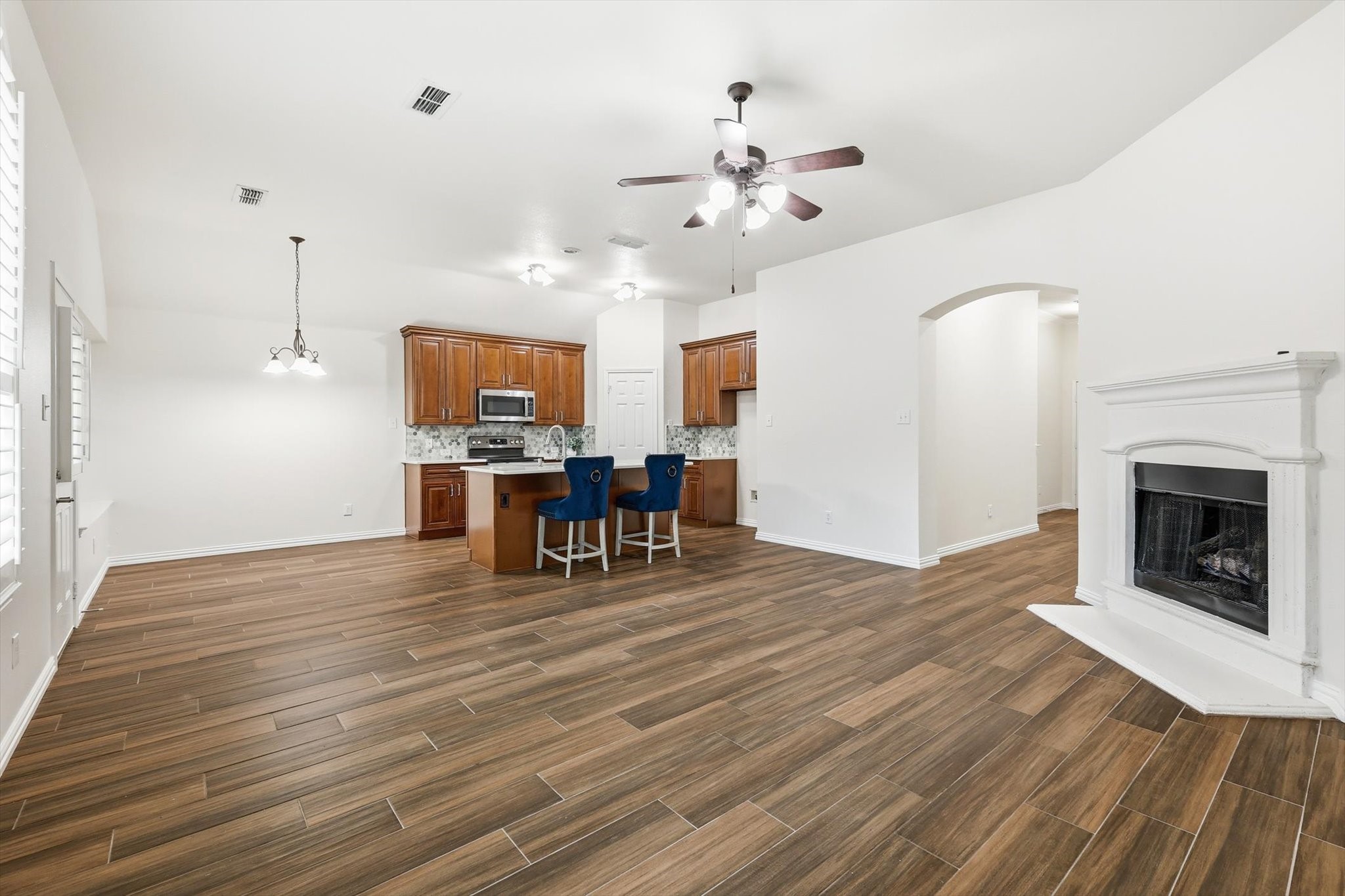 609 Darlington Trail Fort Worth TX 76131