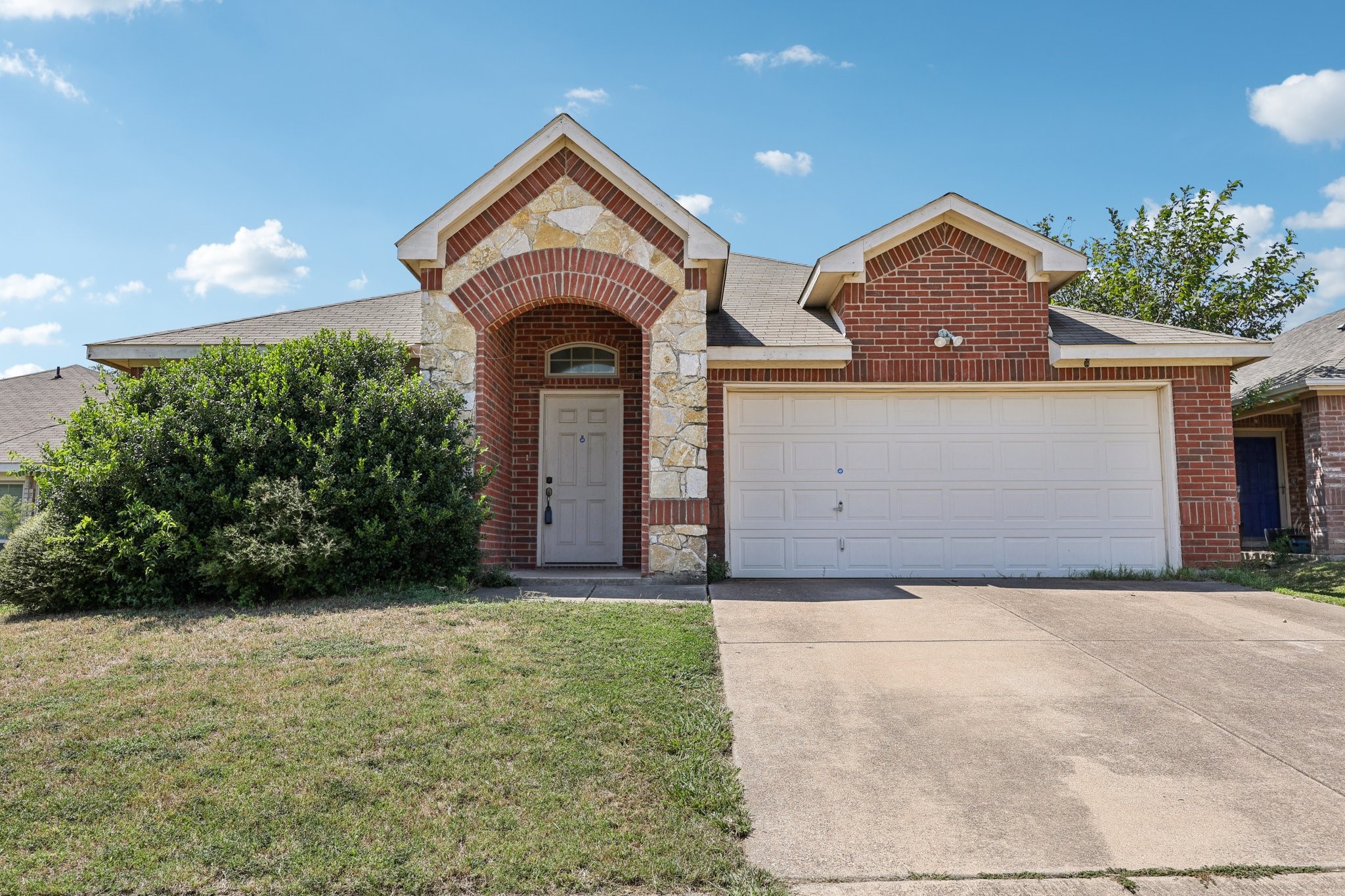 804 Bahar Court Arlington TX 76010