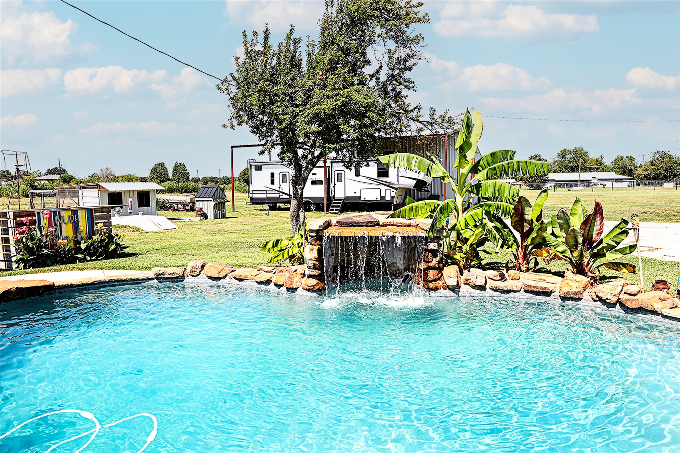 6591 Fm 1758 Bowie TX 76230