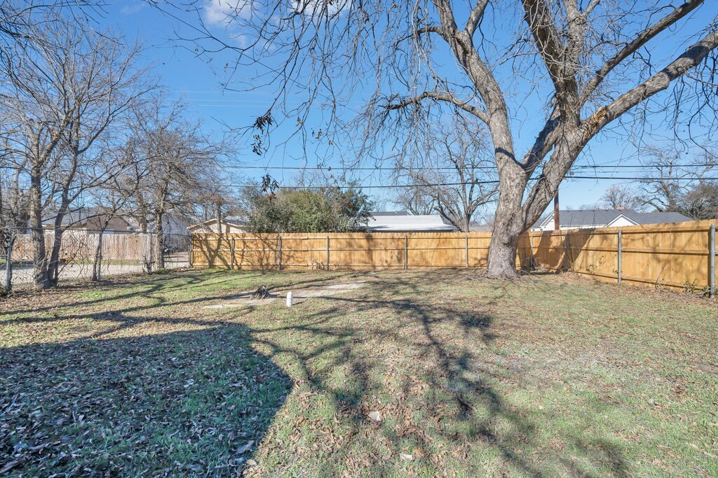 2001 Colcord Avenue Waco TX 76707