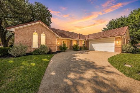 816 S Havenwood Lane Fort Worth TX 76112