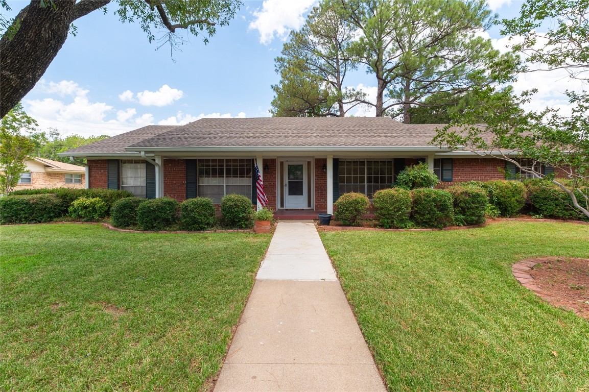 422 Magnolia Street Denton TX 76201