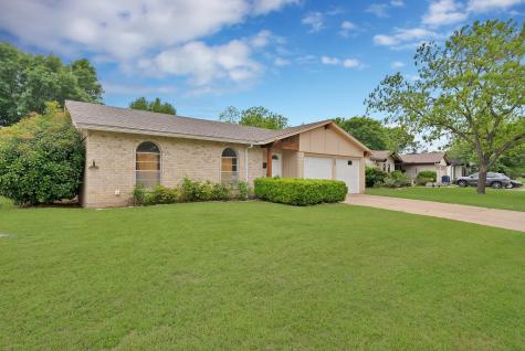 521 Ann Lois Lane Burleson TX 76028