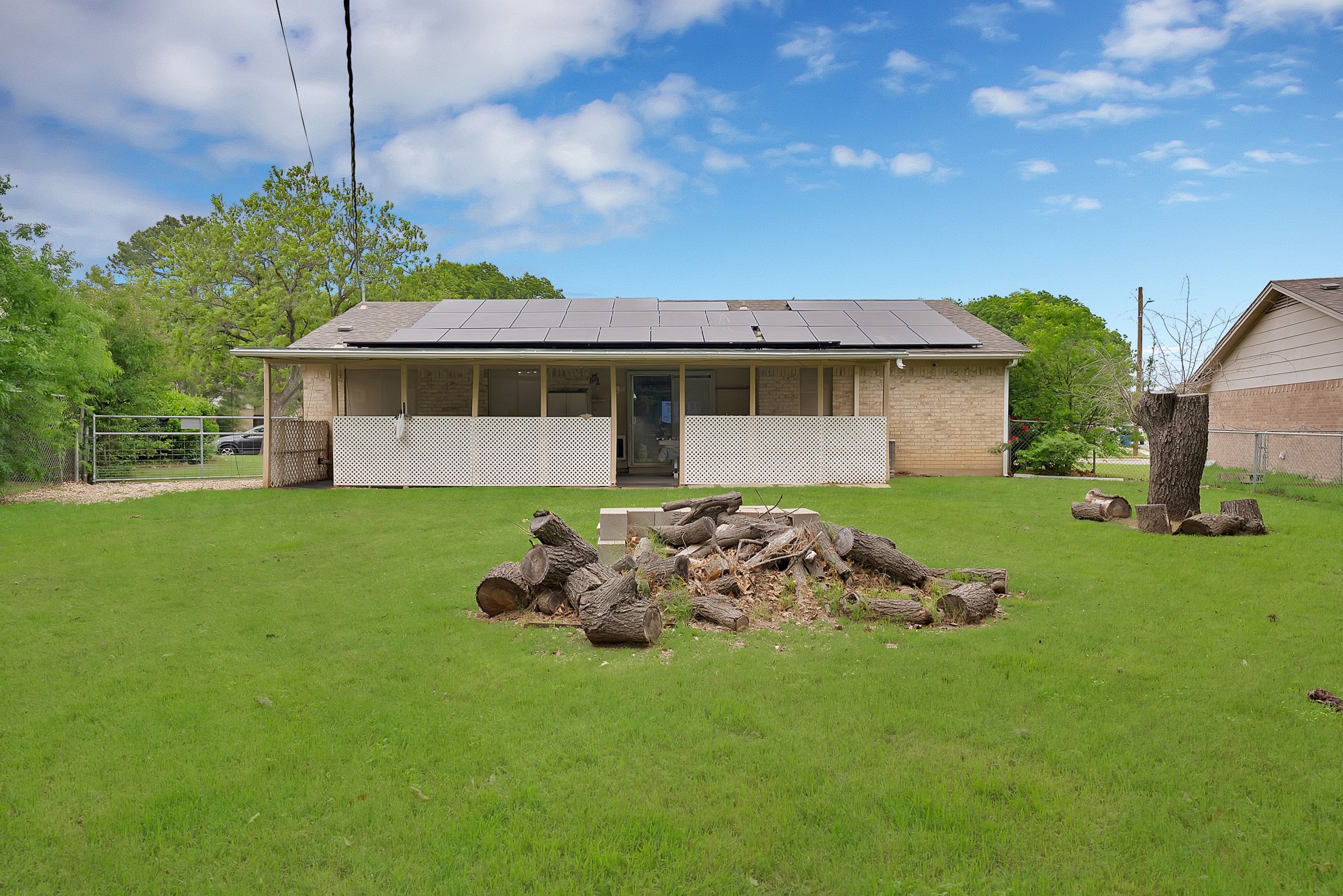 521 Ann Lois Lane Burleson TX 76028