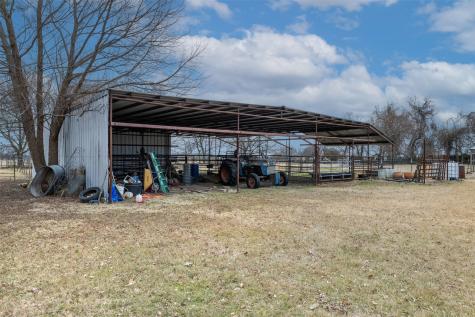 476 Lcr 640 Groesbeck TX 76642